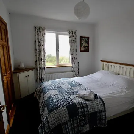 Apartamento Curlews Rest - Gateway To The Aran Islands